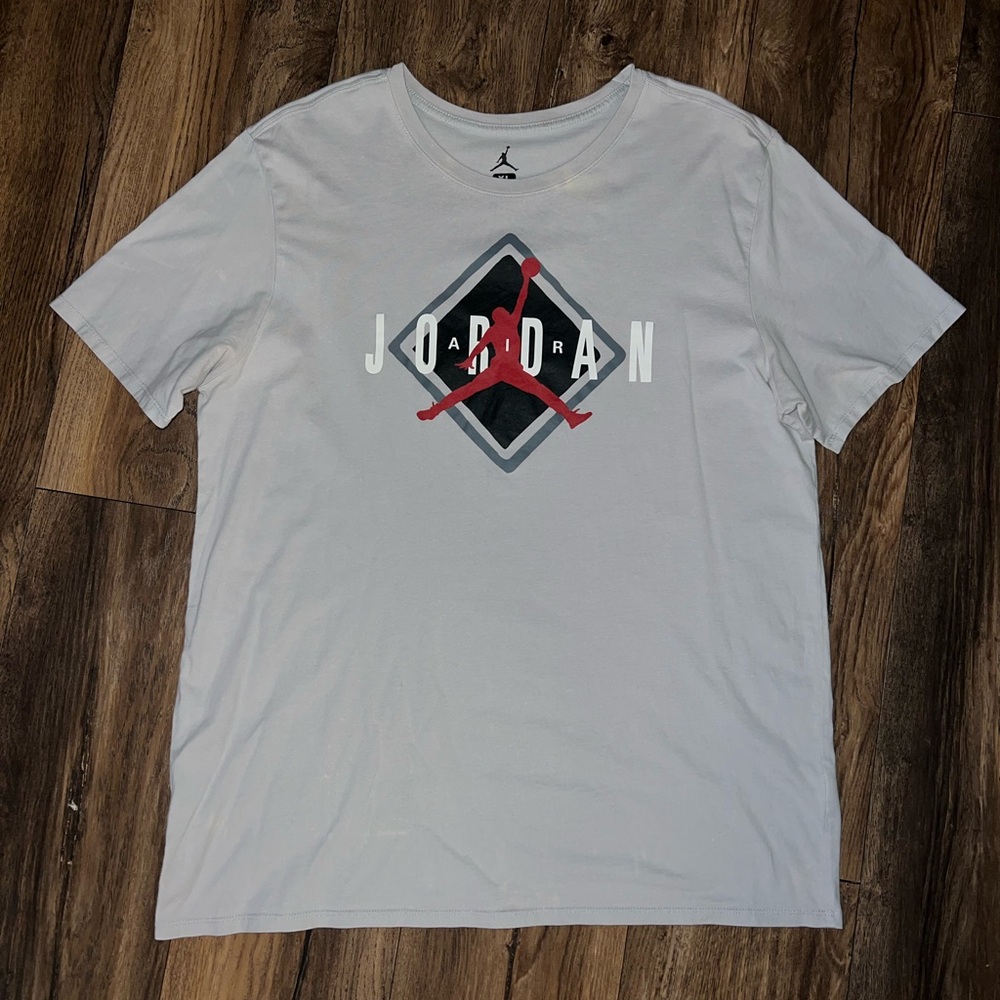 Men’s Size XL Jordan Short Sleeve Logo T-Shirt.